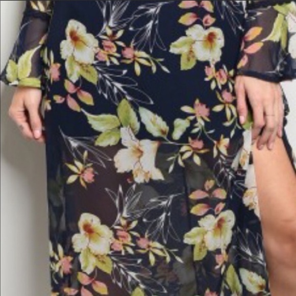 Pretty navy floral maxi dress partial lining - Picture 5 of 6